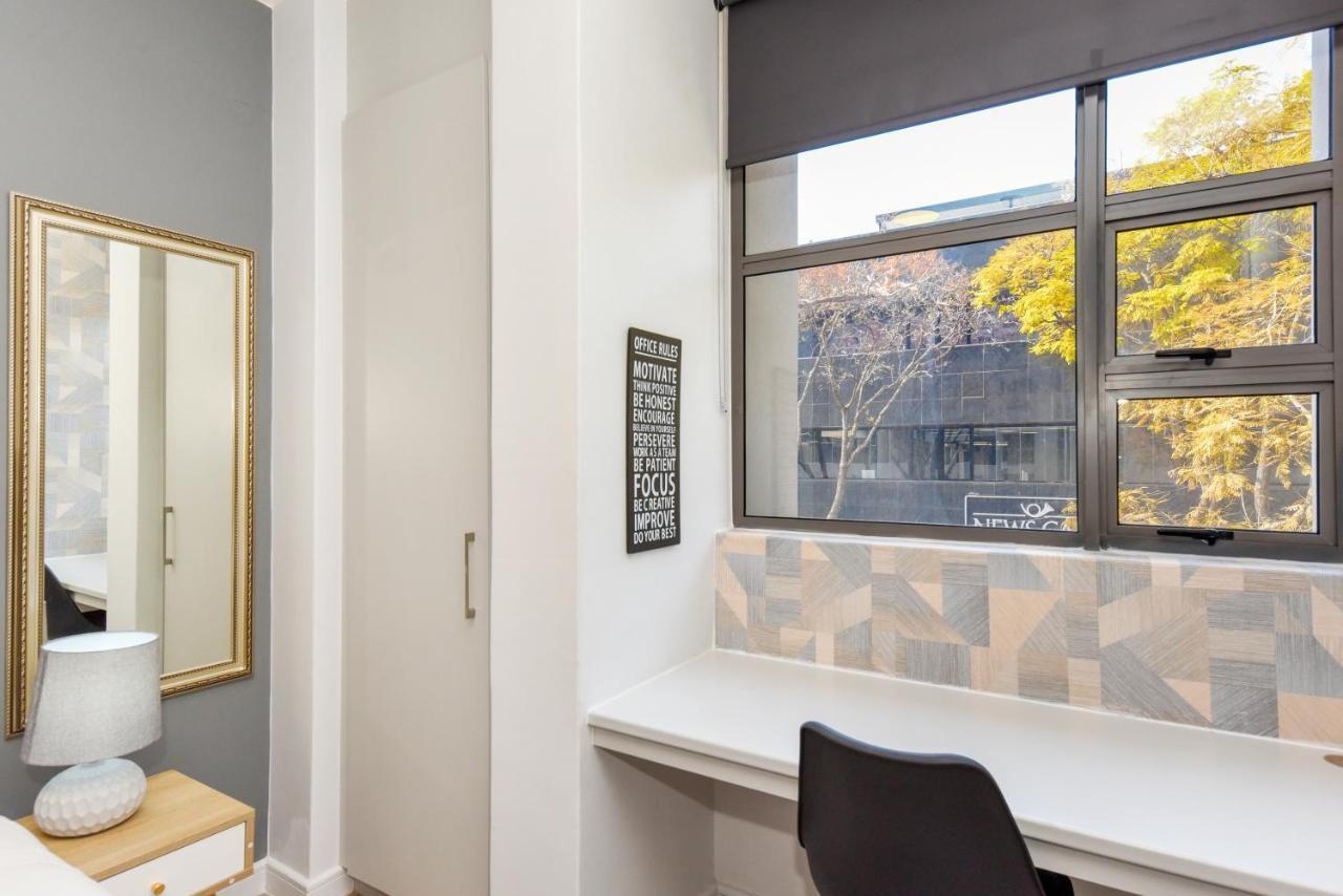 Easy Stay - The Median Rosebank Joanesburgo Exterior foto
